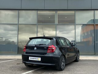 2011 BMW 1 серии 118i I (E81/E82/E87/E88) Рестайлинг, чёрный, 563000 рублей, вид 4