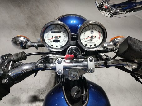 2021 Yamaha SR400, синий, 569000 рублей, вид 5