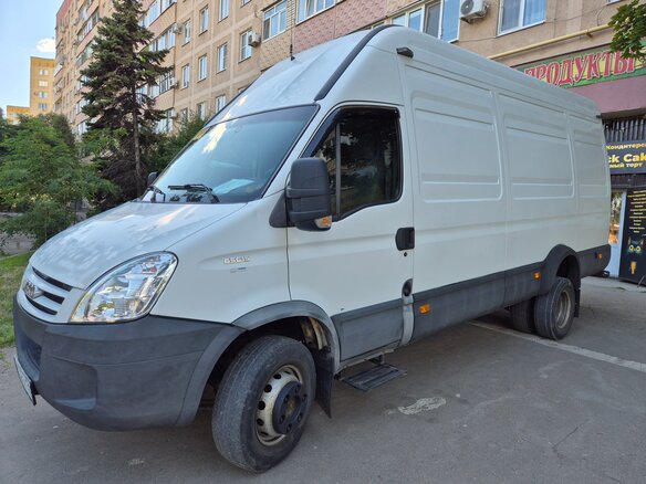 2007 Iveco Daily, белый, 1650000 рублей - вид 1