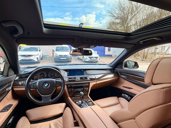 2011 BMW 7 серии 730d V (F01/F02/F04), чёрный - вид 8