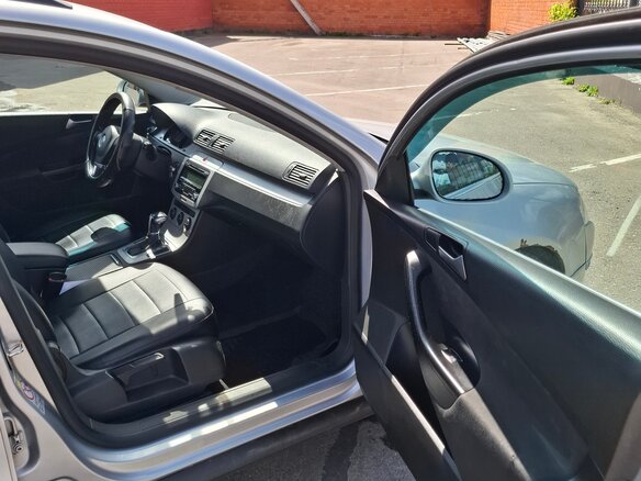 2009 Volkswagen Passat B6, серебристый, 500000 рублей - вид 12