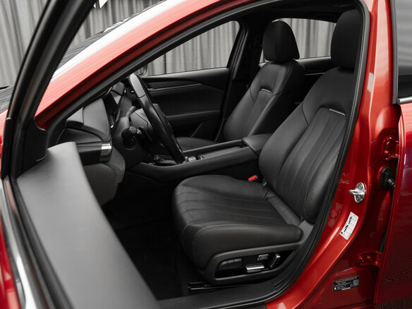 2021 Mazda 6 III (GJ) Рестайлинг 2, красный, 2960000 рублей - вид 11