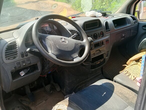 2001 Mercedes-Benz Sprinter, белый, 299000 рублей - вид 10