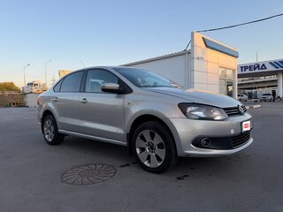2011 Volkswagen Polo V, серебристый, 590000 рублей, вид 2