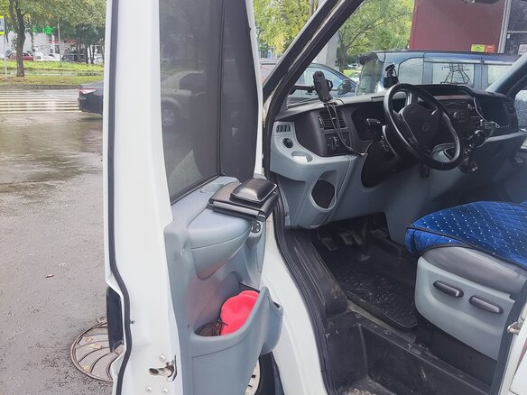 2010 Ford Transit, белый, 990000 рублей - вид 22