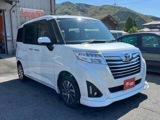 2019 Toyota Roomy I, белый, 700000 рублей, вид 1
