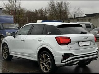 2022 Audi Q2 L 35 TFSI I Рестайлинг, белый, 1995000 рублей, вид 2