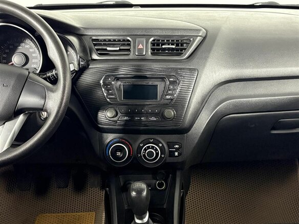 2013 Kia Rio 5-speed III, серый - вид 12