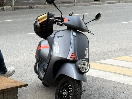2026 Vespa GTV 300, серый, 1090000 рублей, вид 1