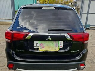 2016 Mitsubishi Outlander III Рестайлинг 2, чёрный, 1560000 рублей, вид 4