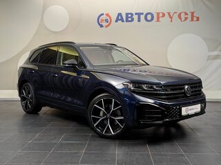 2026 Volkswagen Touareg III Рестайлинг, синий, 13990000 рублей, вид 3