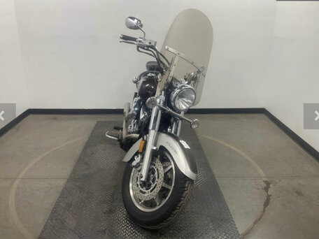 2007 Yamaha XVS1100, серебристый, 550000 рублей, вид 3