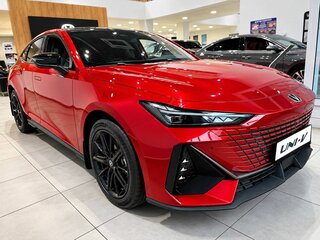 2025 Changan UNI-V I, красный, 3479900 рублей, вид 4