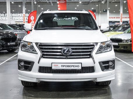 2013 Lexus LX 570 III Рестайлинг, белый, 4399700 рублей, вид 3