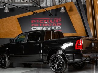 2026 Ram 1500 Crew Cab eTorque V Рестайлинг, чёрный, 11848000 рублей, вид 3