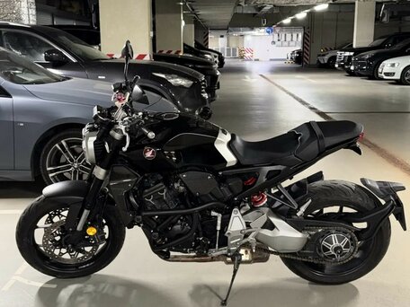 2018 Honda CB 1000R, чёрный, 1050000 рублей, вид 5