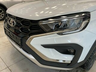 2026 Lada (ВАЗ) Vesta SW Cross I Рестайлинг (NG), белый, 2228490 рублей, вид 4