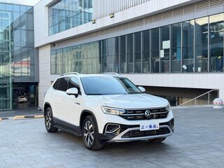 2023 Volkswagen Tayron I Рестайлинг, белый, 1680000 рублей, вид 3