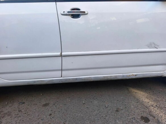 2001 Toyota Corolla Fielder IX (E120, E130), белый, 449000 рублей - вид 15
