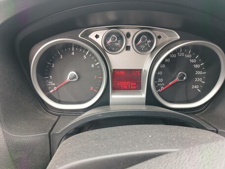2008 Ford Focus II Рестайлинг, серый, 397000 рублей, вид 5