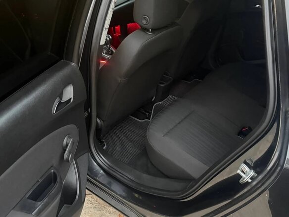 2012 Opel Astra J Рестайлинг, чёрный, 760000 рублей - вид 18