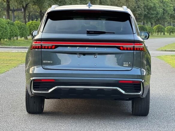 2026 Geely Monjaro I Рестайлинг, серый, 3410000 рублей - вид 8