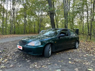 1999 Honda Civic VI, зелёный, 300000 рублей, вид 3