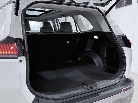 2026 Toyota RAV4 VI (XA60), белый - вид 13