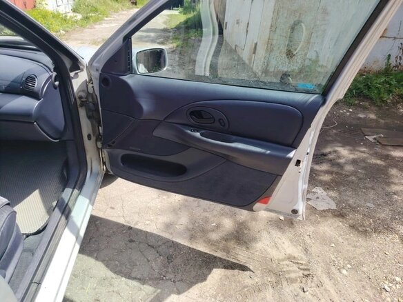 1997 Mercury Mystique, серебристый, 200000 рублей - вид 19