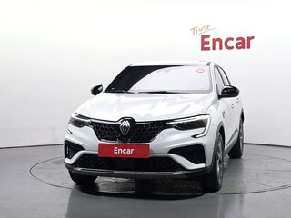 2024 Renault Arkana I Рестайлинг, белый, 1920000 рублей, вид 3