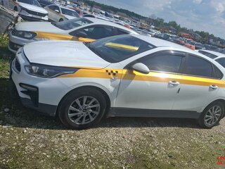 2021 Kia Cerato IV Рестайлинг, белый, 1450000 рублей, вид 1