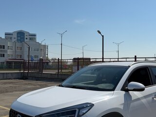 2020 Hyundai Tucson III Рестайлинг, белый, 2800000 рублей, вид 1