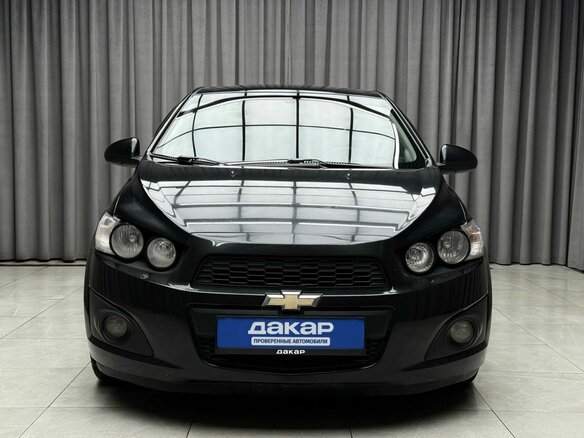 2013 Chevrolet Aveo II, чёрный, 829000 рублей - вид 2