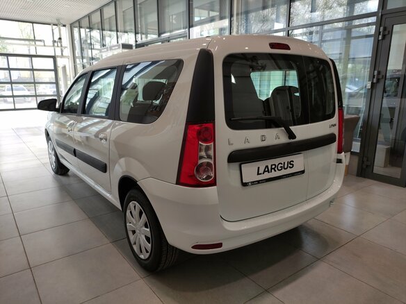 2026 Lada (ВАЗ) Largus I Рестайлинг, белый - вид 4