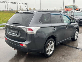 2013 Mitsubishi Outlander III, серый, 1295000 рублей, вид 4