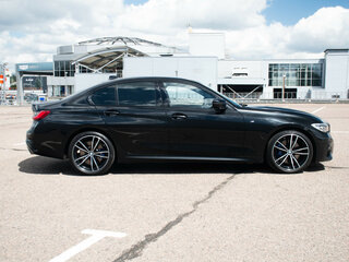 2019 BMW 3 серии 320d xDrive VII (G2x), чёрный, 3397000 рублей, вид 4