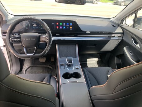 2024 Omoda C5 I Рестайлинг, белый, 1831000 рублей, вид 4