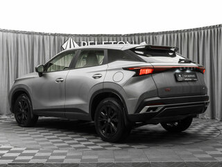 2024 Omoda C5 I Рестайлинг, серый, 2050000 рублей, вид 4