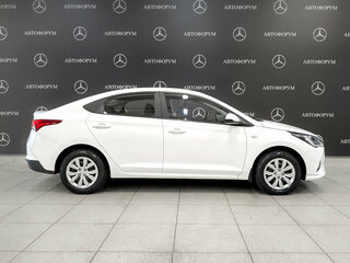 2022 Hyundai Solaris II Рестайлинг, белый, 1580000 рублей, вид 4