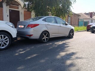 2016 Hyundai Solaris I Рестайлинг, белый, 750000 рублей, вид 4
