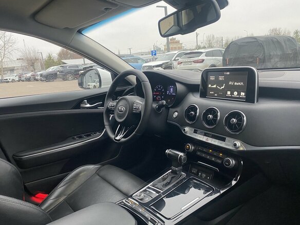 2019 Kia Stinger I, белый - вид 15