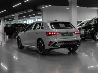 2025 Audi A3 Sportback 35 TFSI IV (8Y) Рестайлинг, серый, 3600000 рублей, вид 4