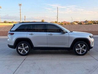 2024 Jeep Grand Cherokee V (WL), серебристый, 6079864 рублей, вид 3