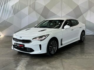 2018 Kia Stinger I, белый, 2490000 рублей, вид 1