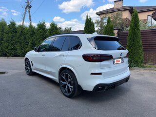2019 BMW X5 30d IV (G05/G18), белый, 6450000 рублей, вид 2