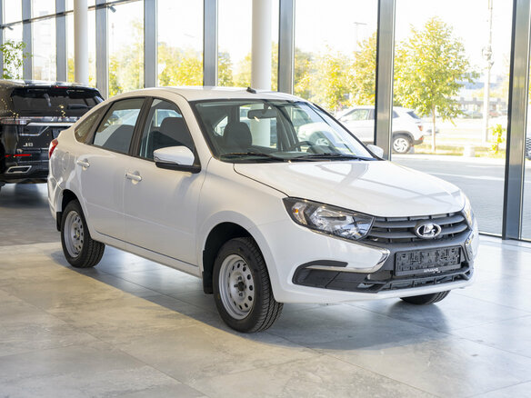 2026 Lada (ВАЗ) Granta I Рестайлинг, белый, 1800000 рублей