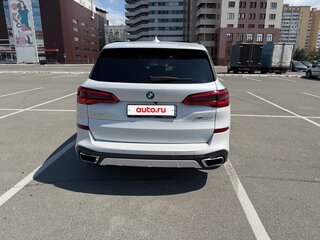 2018 BMW X5 30d IV (G05/G18), белый, 5900000 рублей, вид 5