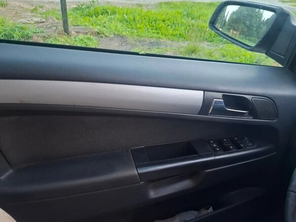 2012 Opel Zafira B Рестайлинг, серебристый, 500000 рублей - вид 7