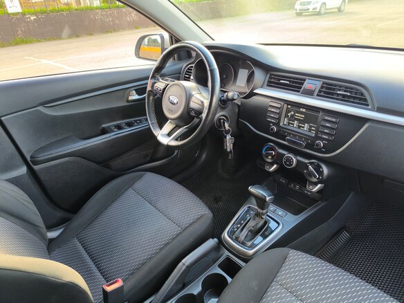 2019 Kia Rio X-Line IV, серый - вид 9