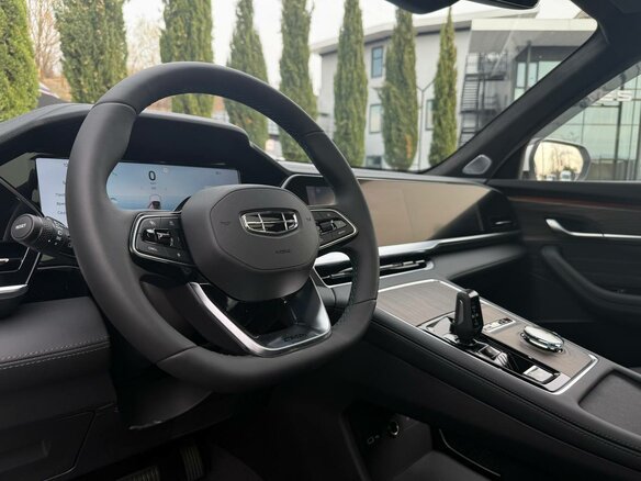 2026 Geely Monjaro I Рестайлинг, белый - вид 7